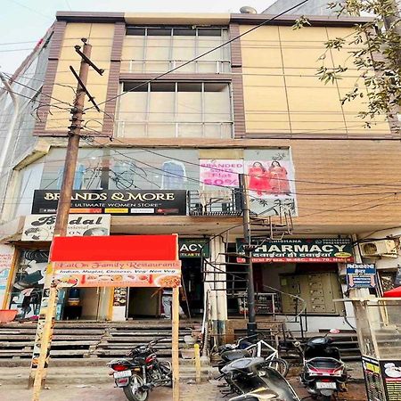 Hotel O Aaradhya Residency Noida Exterior photo