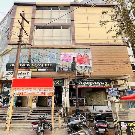 Hotel O Aaradhya Residency Noida Exterior photo
