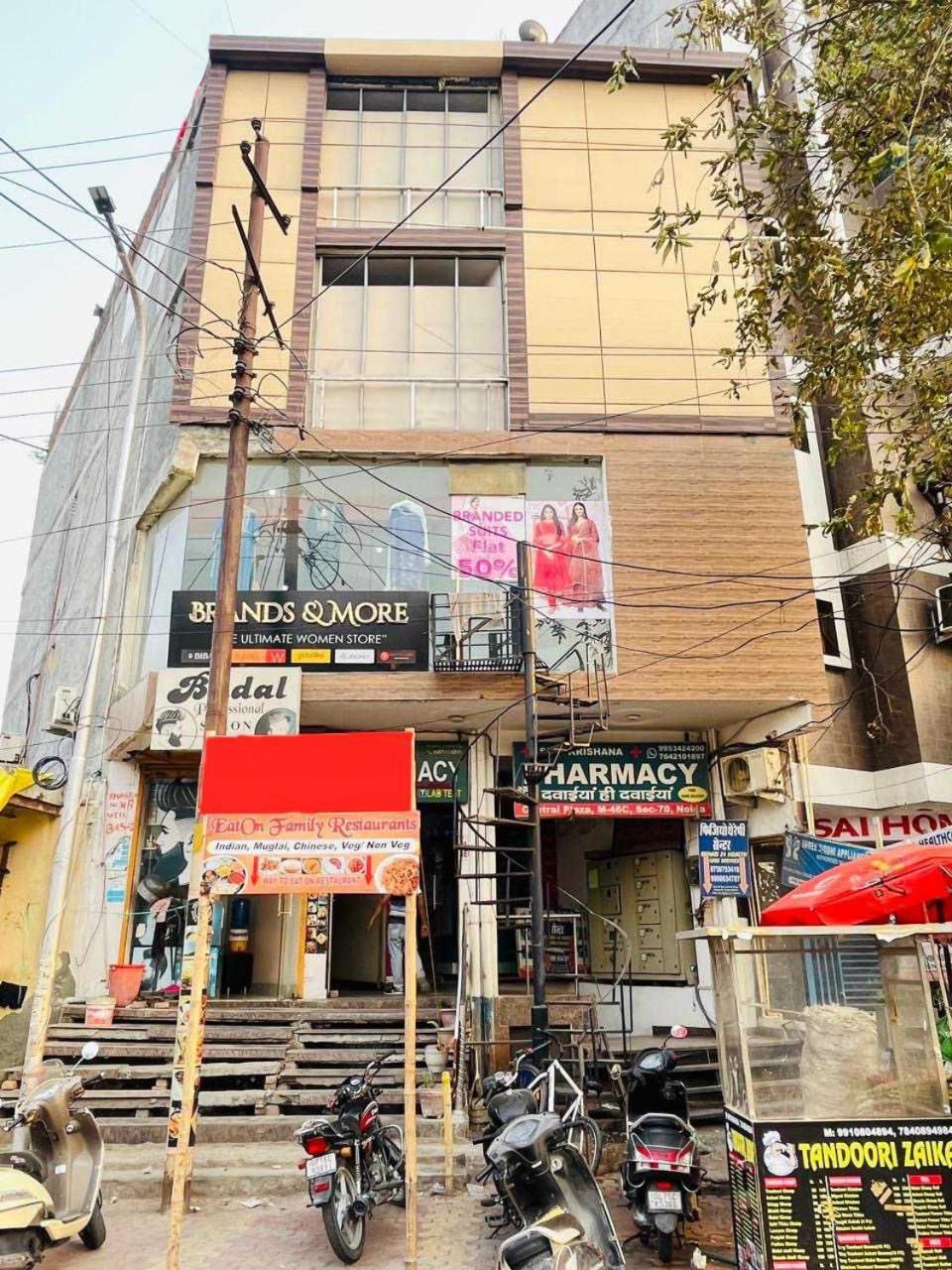 Hotel O Aaradhya Residency Noida Exterior photo