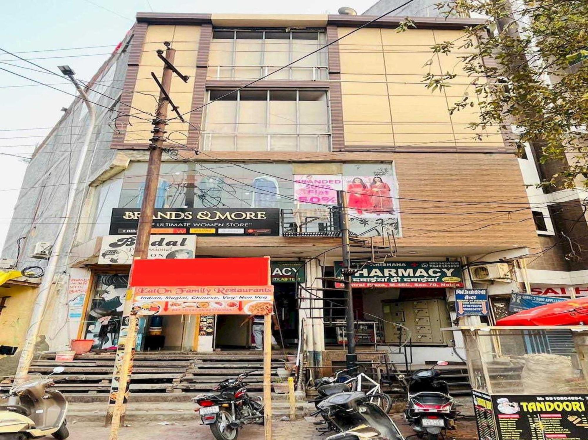 Hotel O Aaradhya Residency Noida Exterior photo