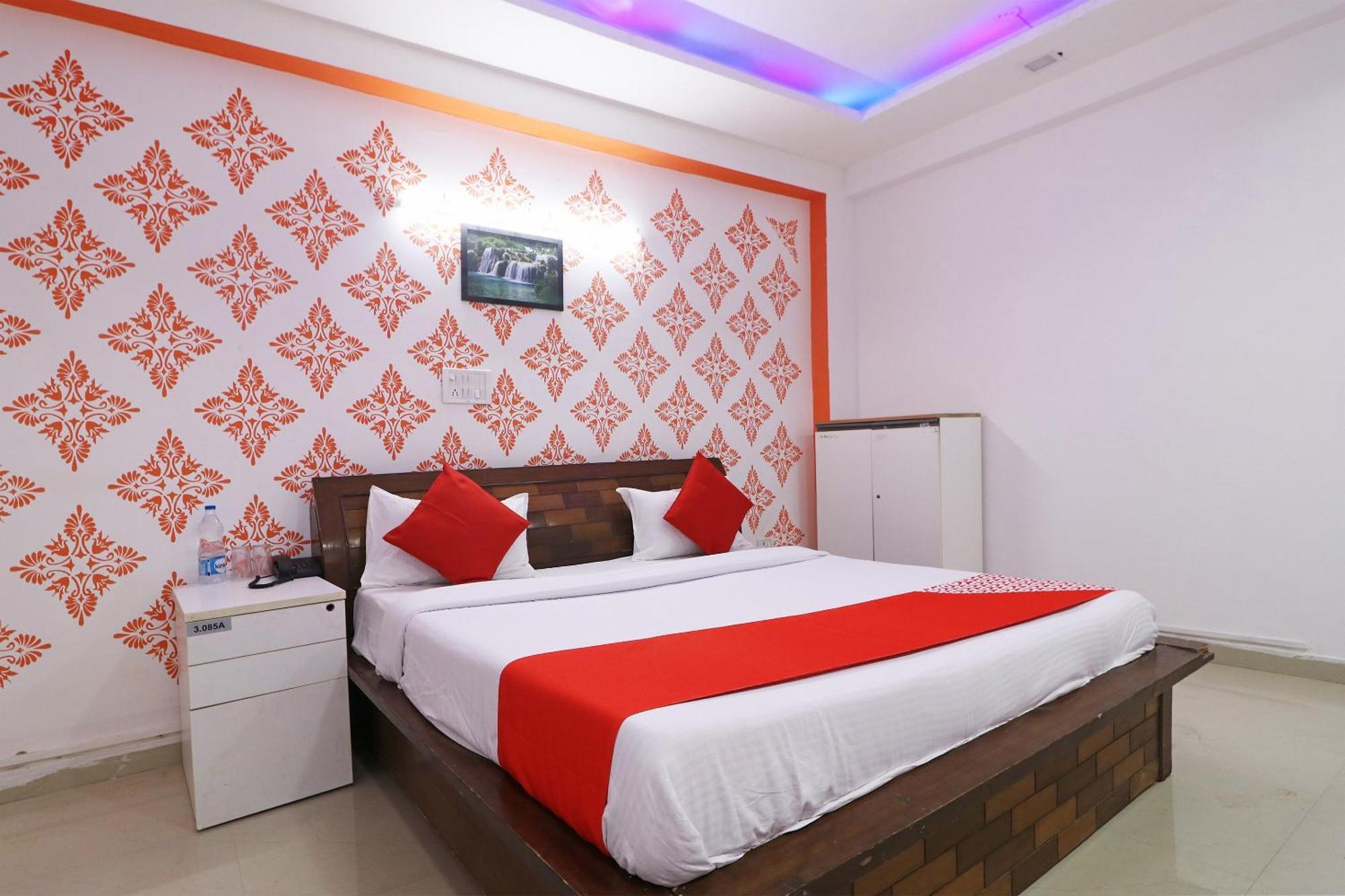 Hotel O Aaradhya Residency Noida Exterior photo