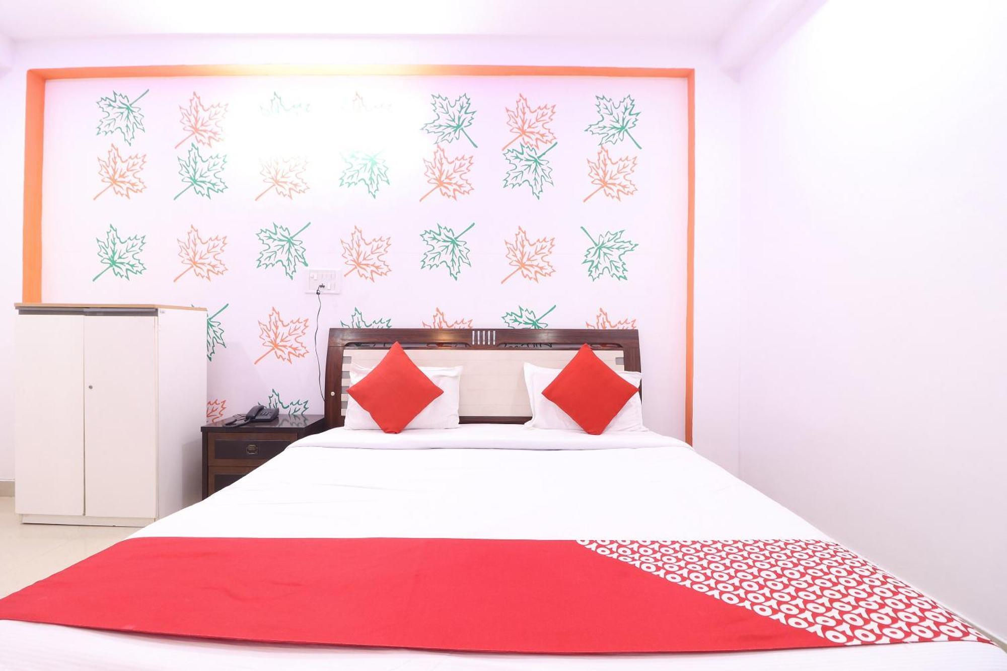 Hotel O Aaradhya Residency Noida Exterior photo